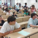 Estudiantes en la Universidad de Sevilla.