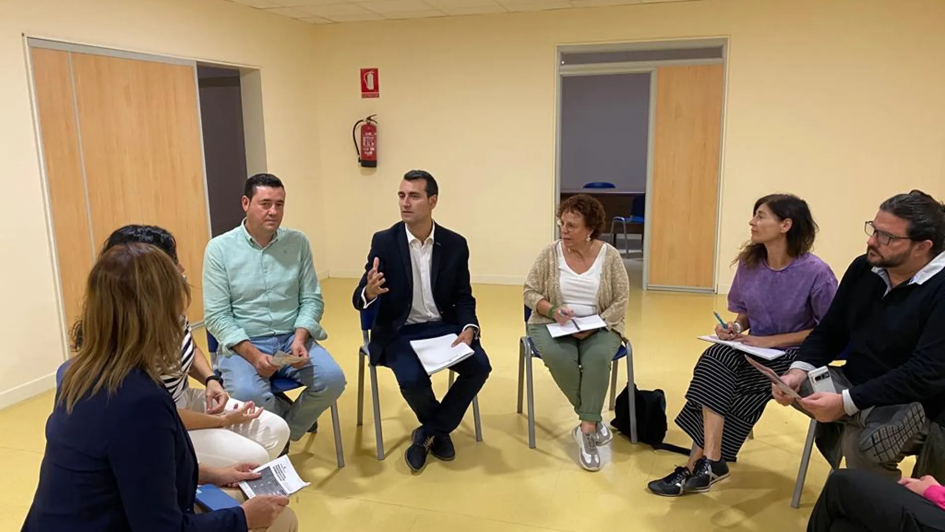 El diputado de Innovación Digital, Gobierno Abierto y Contratación, David Esteban, clausura los talleres en Tordesillas