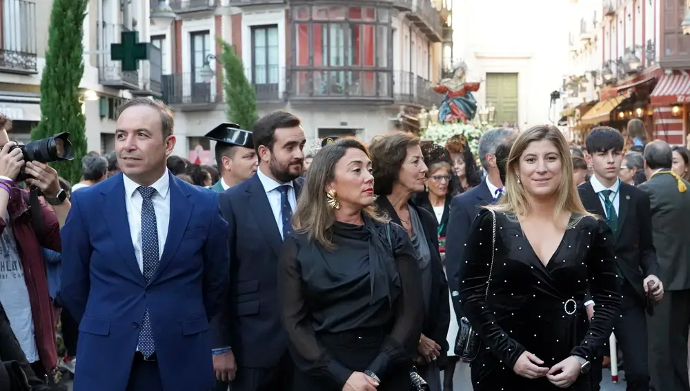 Personalidades participantes en la procesión