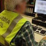 La Guardia Civil encuentra abundante material pornográfico a un detenido en Burgos