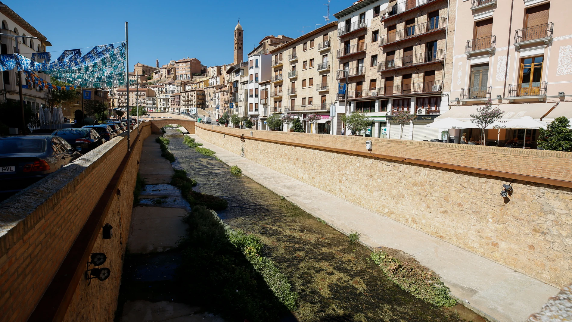 Brote de gastroenteritis en Tarazona (Zaragoza) por contaminación del agua
