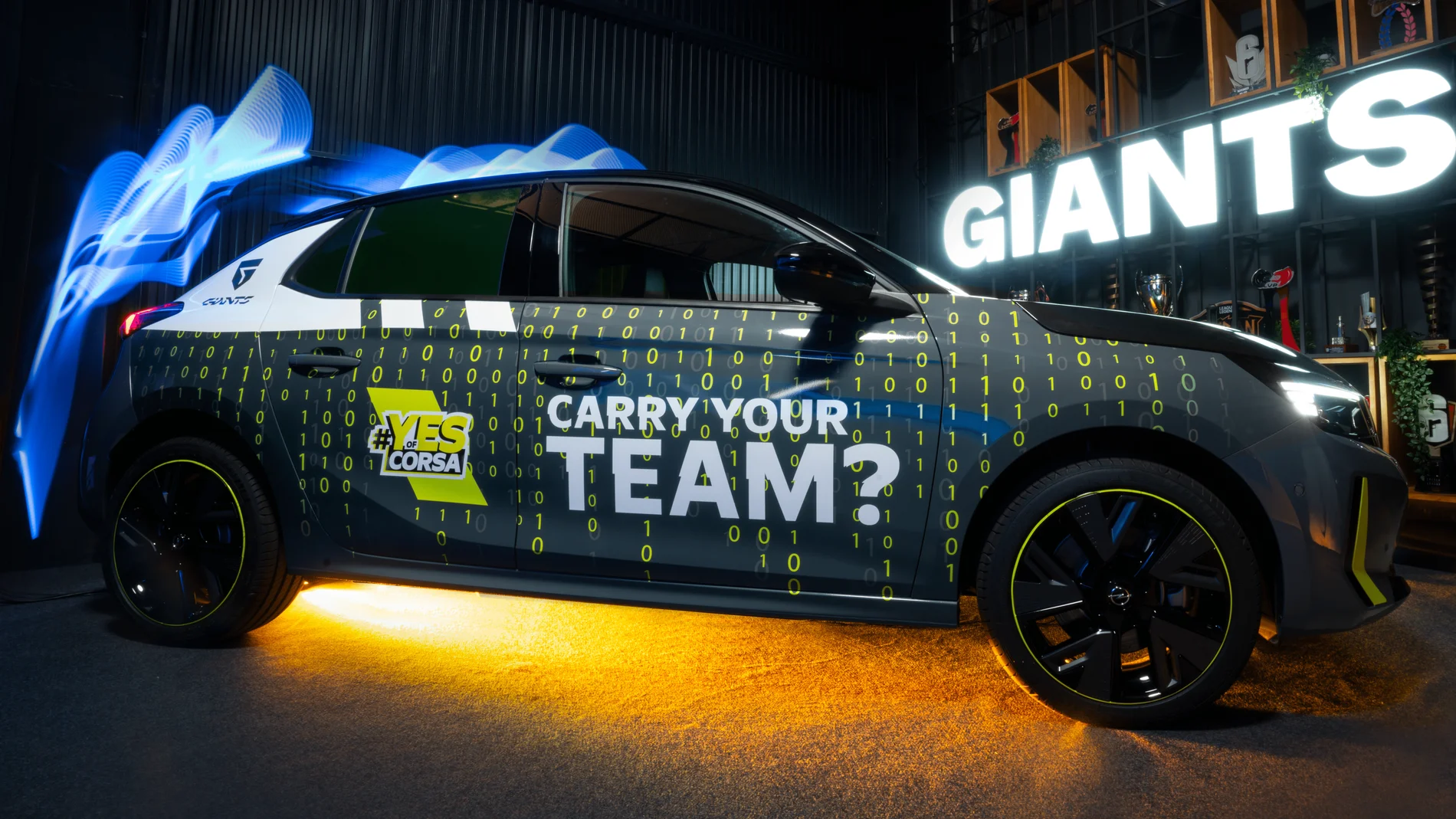 Opel y Giants presentan en exclusiva el nuevo Corsa en Málaga