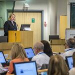 Isable Blanco explica el programa "Rural Care" de la Junta, en Bruselas