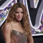 Fotografía de archivo (12/09/2023), de la cantante colombiana Shakira, a la que la Fiscalía acusa de haber defraudado a Hacienda más de 6 millones de euros en las declaraciones del IRPF y del impuesto de patrimonio de 2018, utilizando para ello un entramado societario con sede en paraísos fiscales.