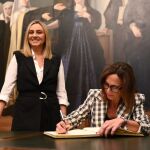 La alcaldesa de Granada y la consejera de Fomento