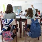Varios niños en un aula 