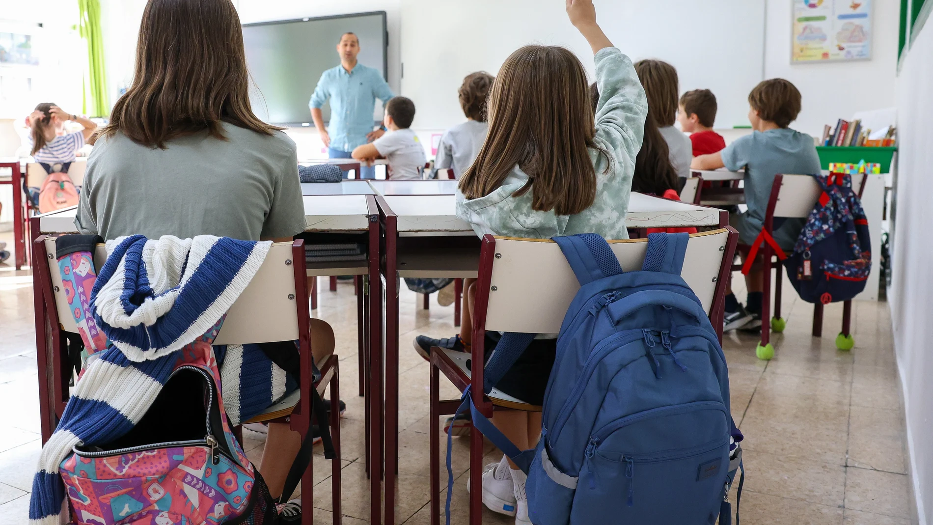 Varios niños en un aula
