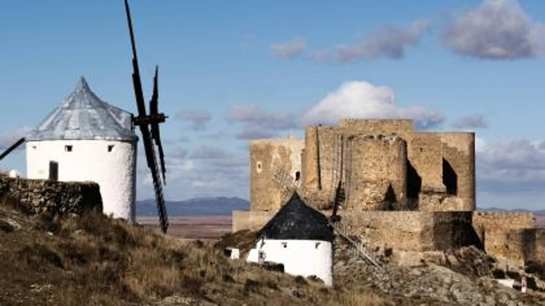 Molinos y Castillo de Consuegra