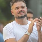Rufián y Marta Pagola están a punto de ser padres