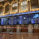 Economía/Bolsa.- El Ibex 35 sube el 0,6% en la media sesión y enfila los 9.500 puntos tras caer el IPC de la eurozona