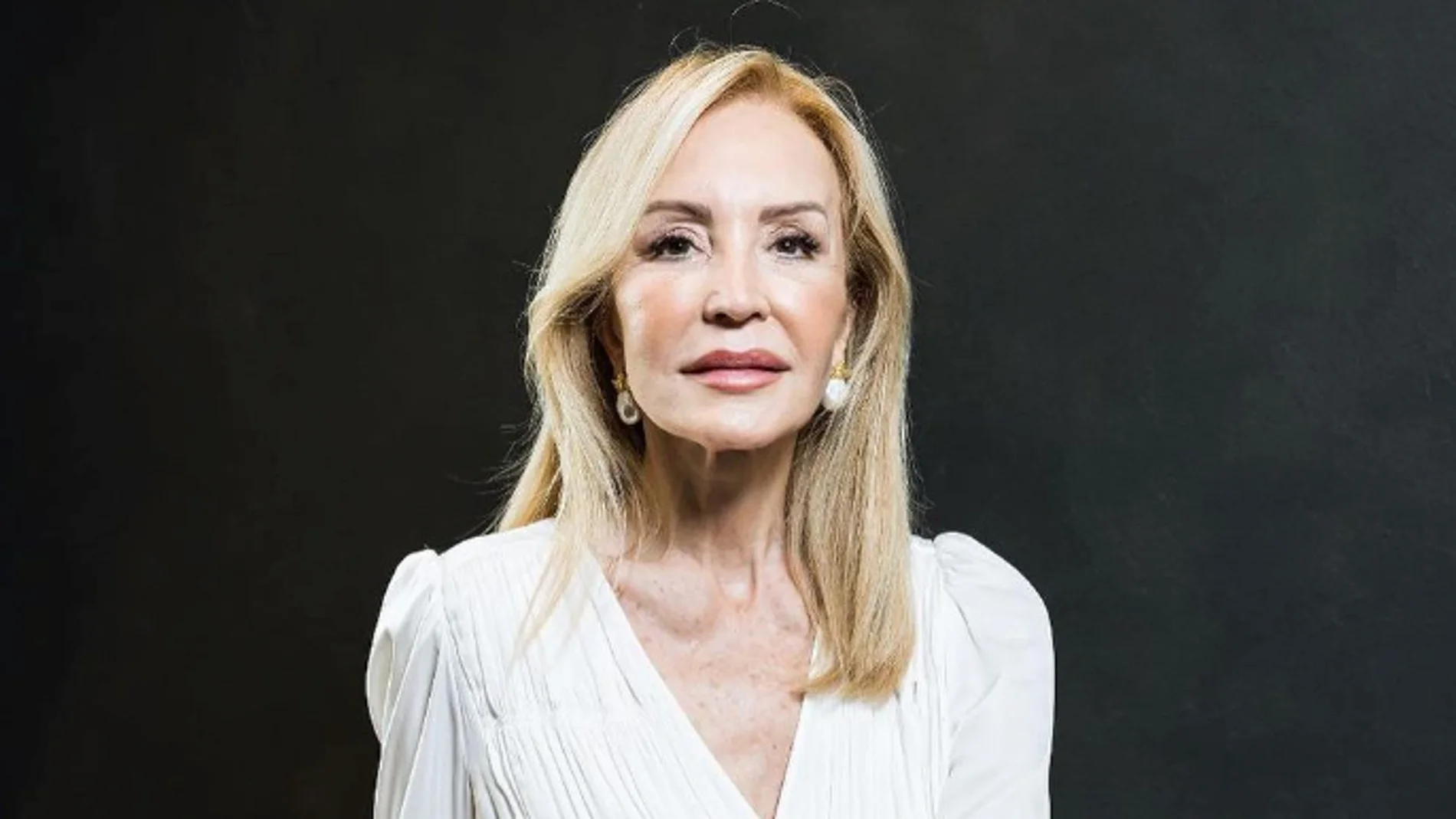 Carmen Lomana