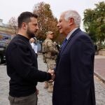 Ucrania.- Borrell llega a Kiev para conmemorar con Zelenski a los combatientes fallecidos en la guerra de Ucrania