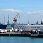Cádiz.-Sucesos.- Fallecen dos trabajadores dentro de la cisterna de un camión en el Puerto de Algeciras