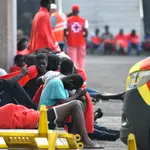 Llega a El Hierro el mayor cayuco desde que se abrió la Ruta Canaria en 1994: 271 personas