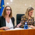 La consejera de Igualdad, Sara Simón, durante su comparecencia en la Comisión de Igualdad de las Cortes de Castilla-La Mancha