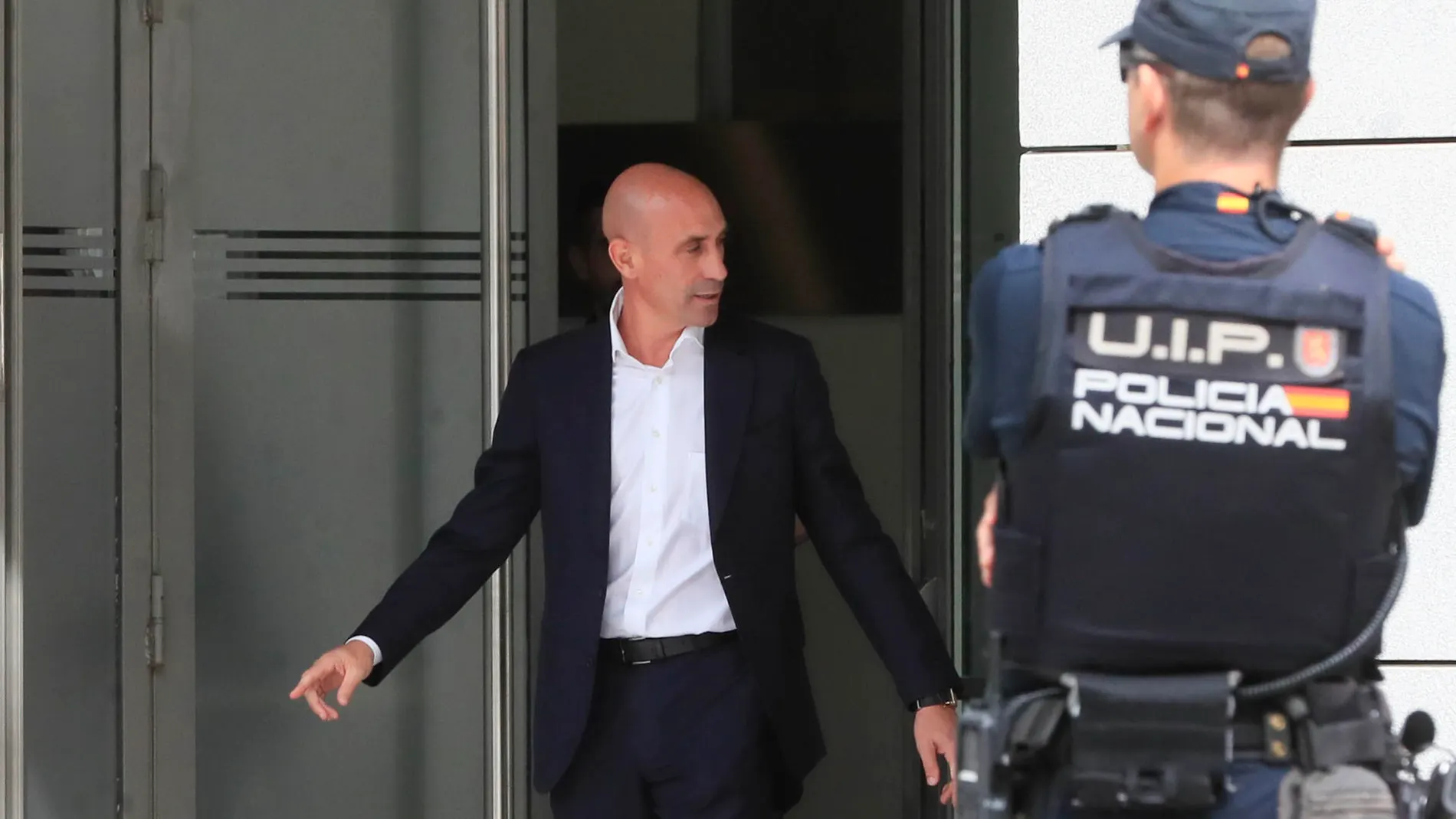 Rubiales, al juez sobre su beso a Jenni Hermoso: "¿Cómo no la voy a respetar? ella se fue muerta de risa"