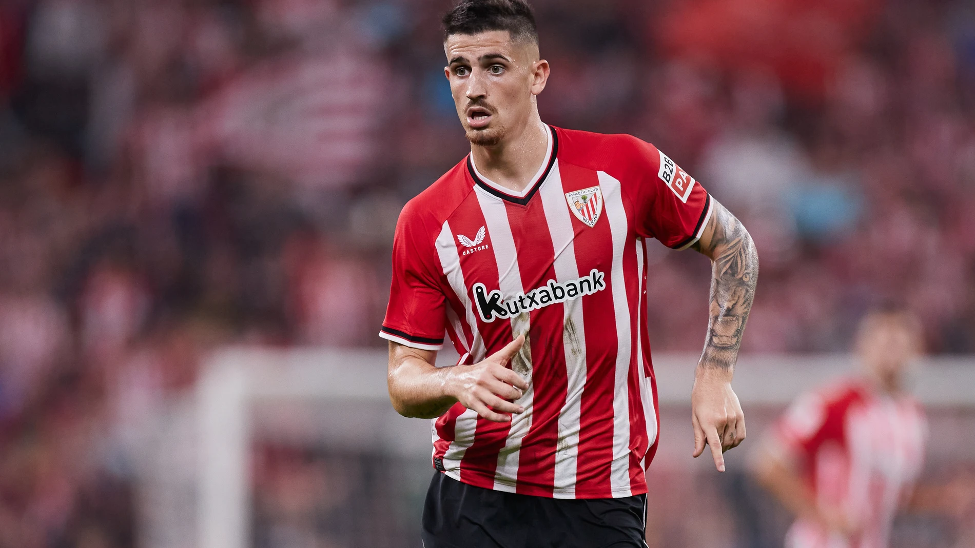 Oihan Sancet of Athletic Club looks on during the LaLiga EA Sports match between Athletic Club and UD Almeria at San Mames on October 6, 2023, in Bilbao, Spain. Ricardo Larreina / Afp7 06/10/2023 ONLY FOR USE IN SPAIN