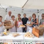 Miguel Ángel de Vicente en la Feria de la Hojuela y el Florón de Abades junto a Magdalena Rodríguez