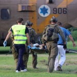 Wounded Israelis transfered to hospitals after Hamas rocket attacks