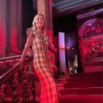 Carmen Lomana con vestido de Inés Domecq
