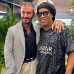 Ronaldinho y Beckham iluminan las redes con su encuentro legendario
