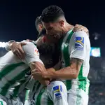 Marc Bartra con el Betis