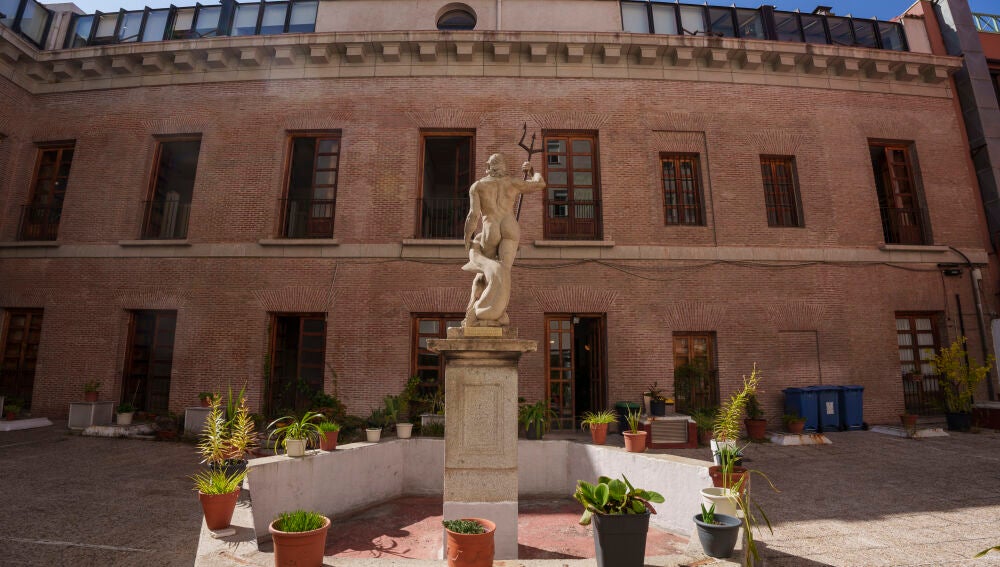  Escuela Superior de Conservacin y Restauracin de Bienes Culturales y antiguo palacio. David Jar