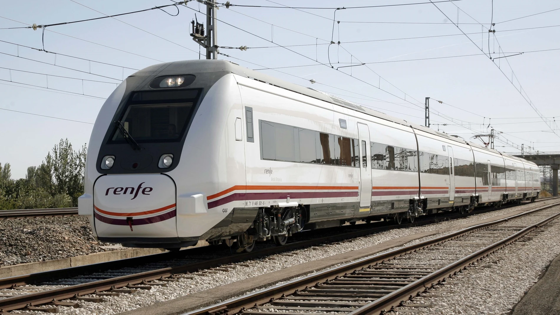 Los billetes de Renfe en Cercanías, Media Distancia o Rodalies tuvieron un descuento que se implementó por las medidas contra la inflación en España