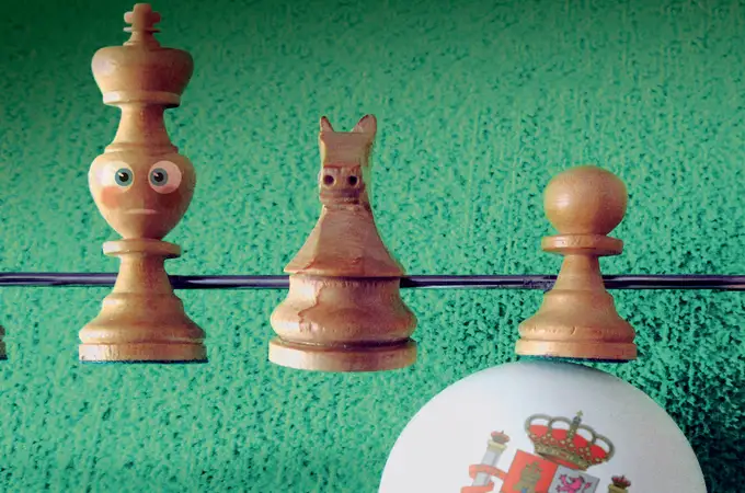 ¡Qué difícil es reinar! ¡Qué difícil es reinar!