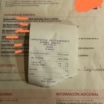 Factura del bar sobre el currículo de la chica que realizó en "sinpa"