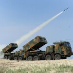 Lanzamisiles surcoreano K239 Chunmoo, desarrollado por Hanwha Defence