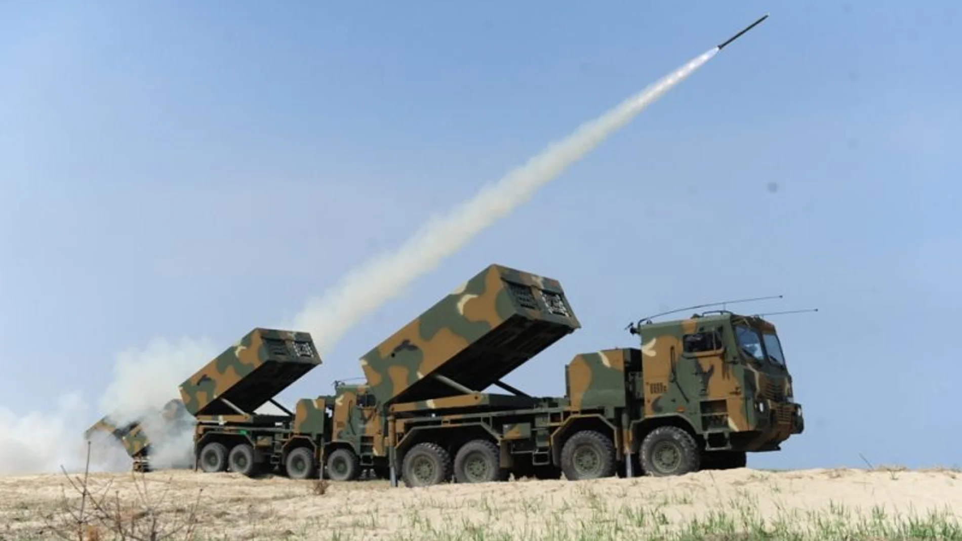 Lanzamisiles surcoreano K239 Chunmoo, desarrollado por Hanwha Defence