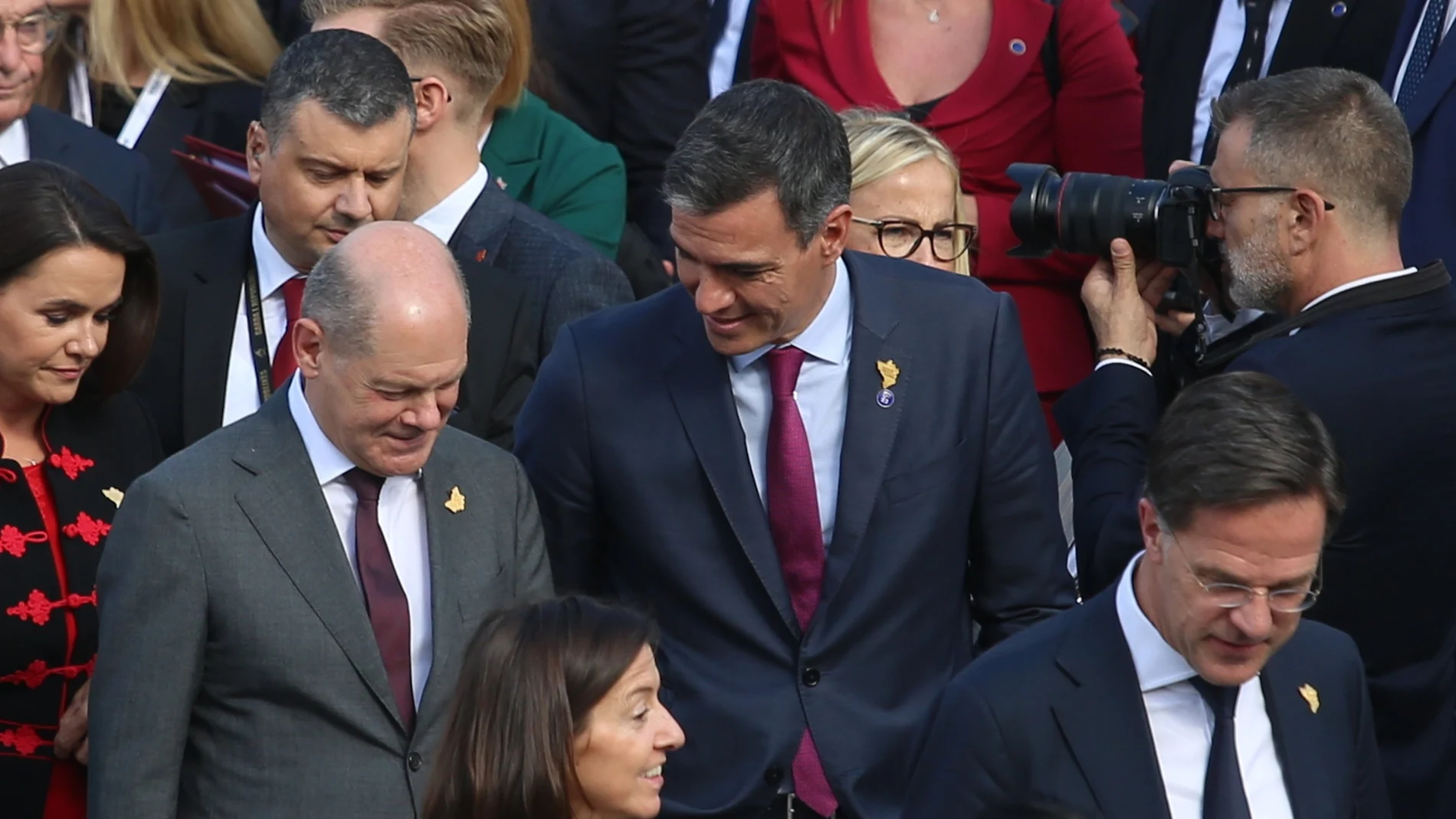 El canciller Olaf Scholz y Pedro Sánchez, en la Cumbre de Tirana entre la UE y los países de los Balcanes Occidentales el 16 de octubre