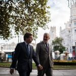 Almeida celebra que se "recupere la normalidad" en la relación con Barcelona y apuesta por el "diálogo competitivo"