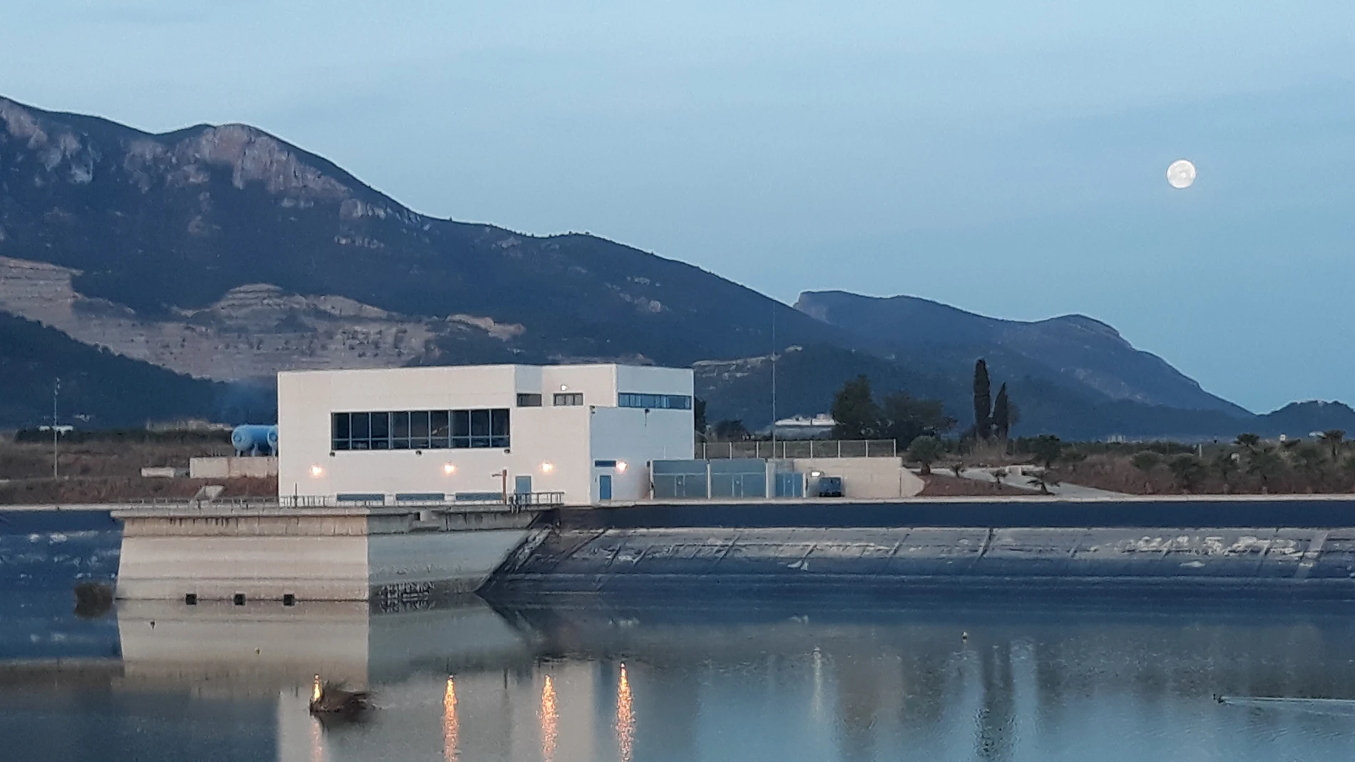 Agua.- PP y Vox exigen que trasvase Júcar-Vinalopó sirva de ejemplo para el Tajo-Segura frente a "recortes" del Gobierno