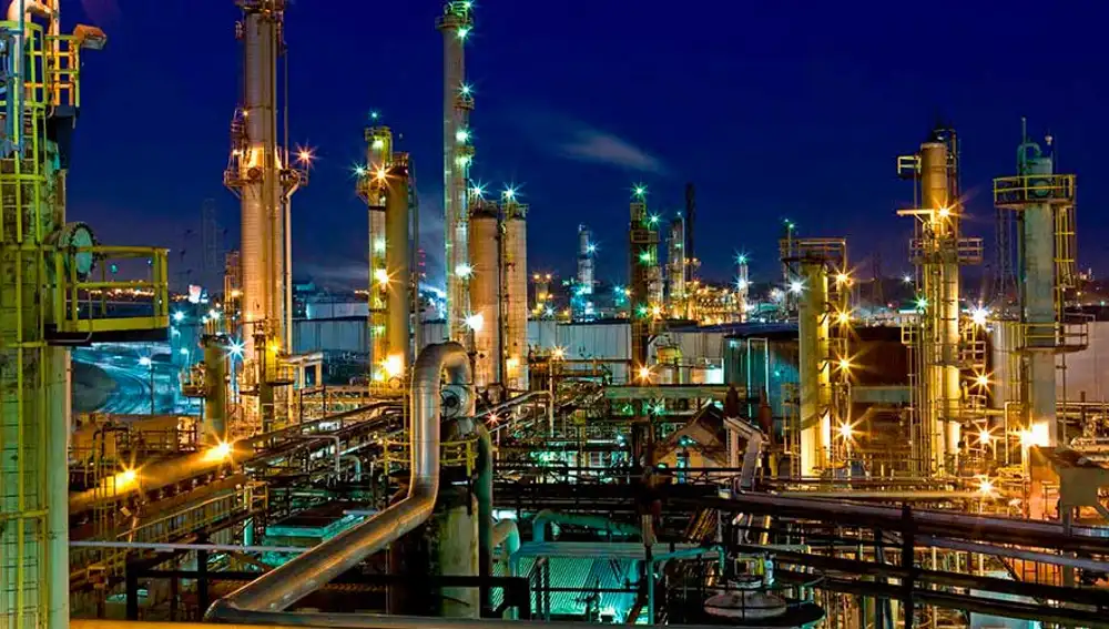 Bio-refinería de Eni en Porto Marghera (Venecia)