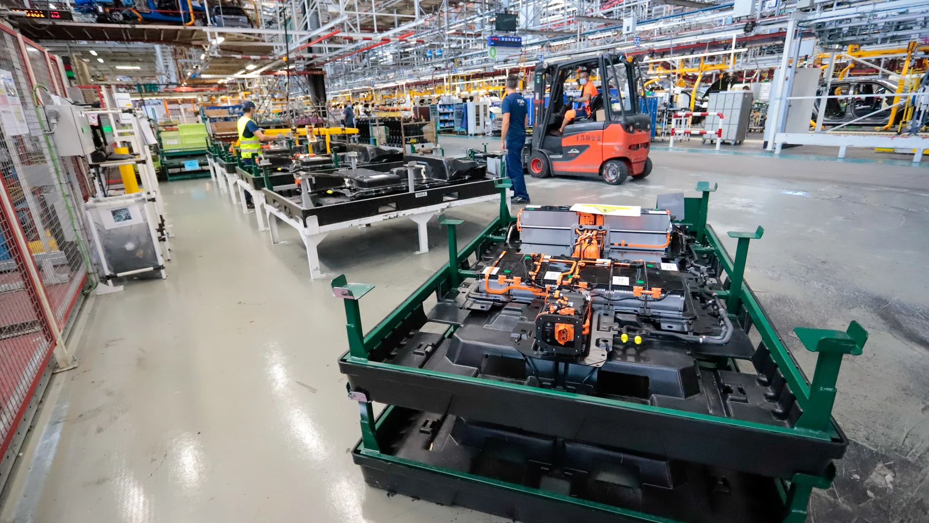Economía/Macro.- (AMP) La industria recorta sus ventas un 6,2% en agosto y encadena cinco meses de descensos