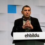 Dignidad y Justicia pide a la Fiscalía de la AN que investigue a Otegi por su presunta participación en crímenes de ETA
