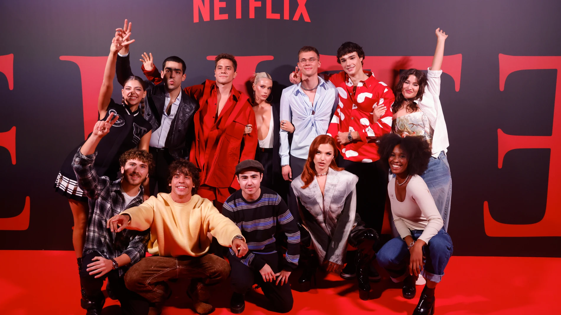 MADRID, 18/10/2023.- El elenco de la serie de Netflix 'Élite' posa durante la presentación de la séptima temporada de la serie en Madrid este miércoles. EFE/Aitor Martín