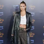 Laura Escanes con los jeans de Zara para fiestas.