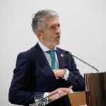 Marlaska informa sobre la alerta antiterrorista a representantes de los grupos parlamentarios