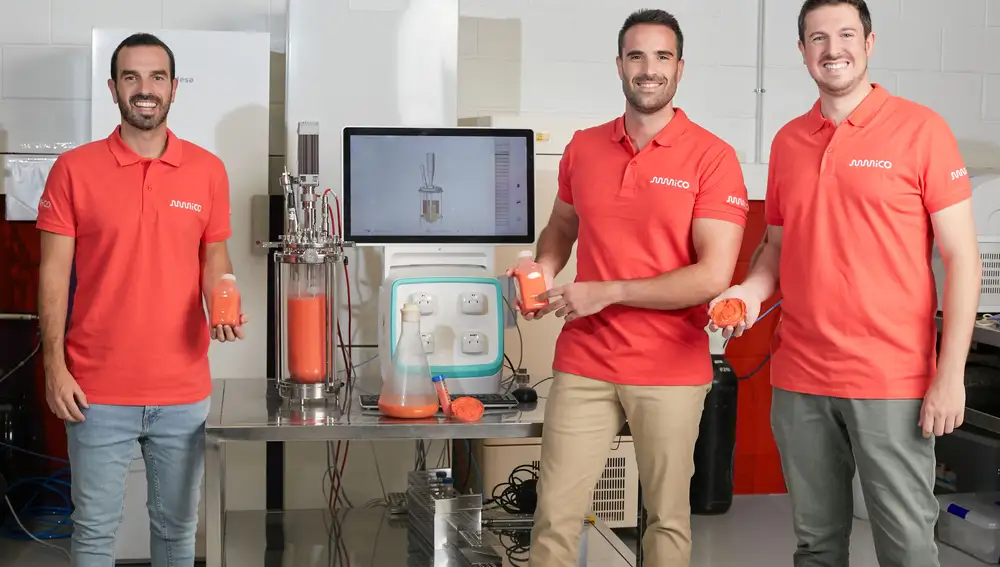 Sergio Romero, Manuel Leiva y Javier Viña, de Mmmico
