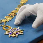 Collar que impondrn a la princesa Leonor en el Palacio Real. David Jar