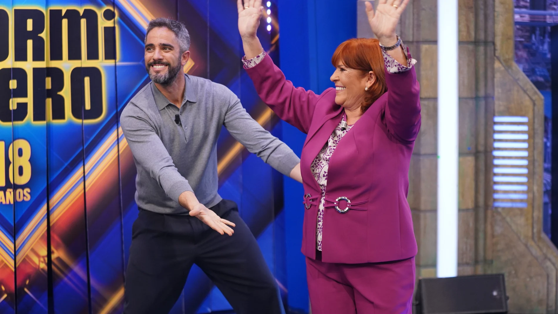Roberto Leal y Mercedes Guillén, su madre, en 'El Hormiguero'