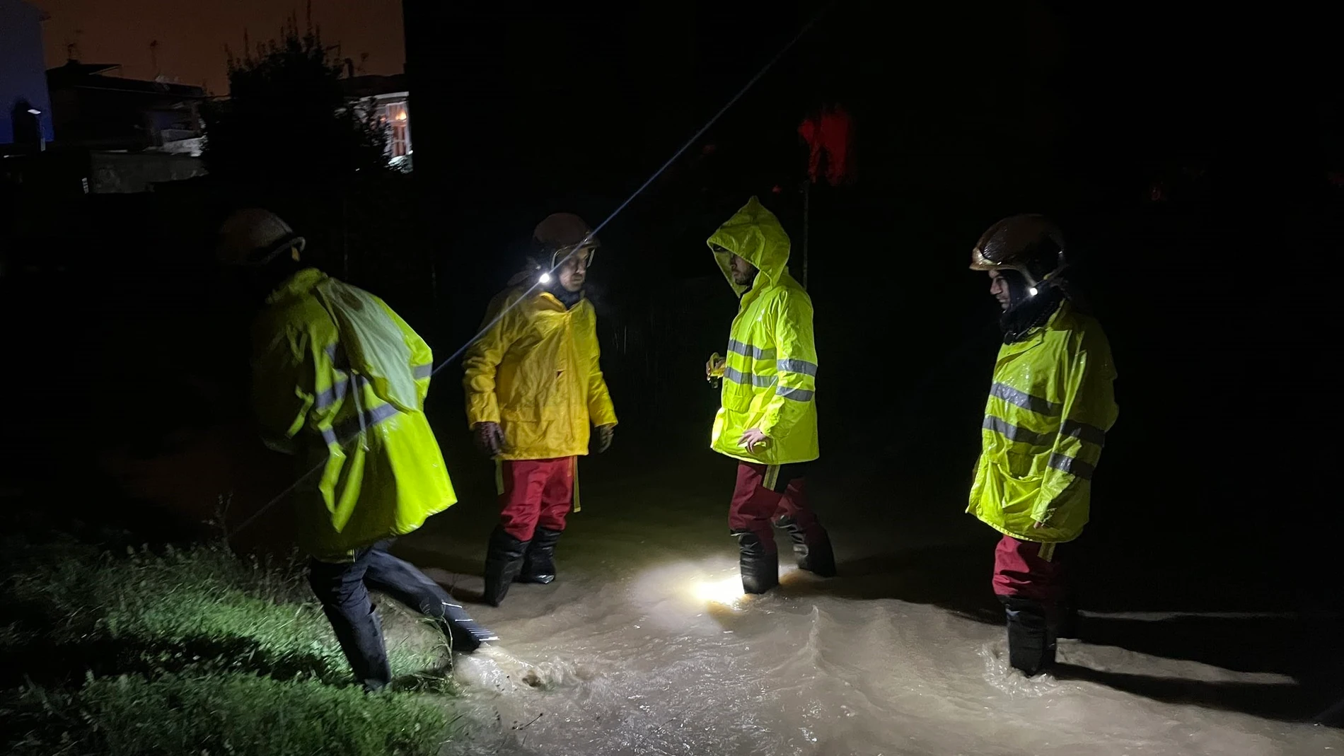 MADRID.-Sucesos.- Bomberos de Comunidad de Madrid realizan medio centenar de intervenciones por la lluvia