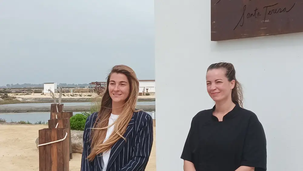 Ángeles e Isabel Chozas lideran un proyecto que busca revalorizar el entorno y sus productos