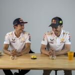 Marc Márquez y Joan Mir, pilotos del equipo Repsol Honda.