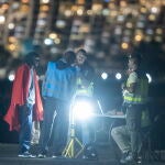 Auxilian a más de 200 nuevos inmigrantes que viajaban en dos cayucos a Canarias