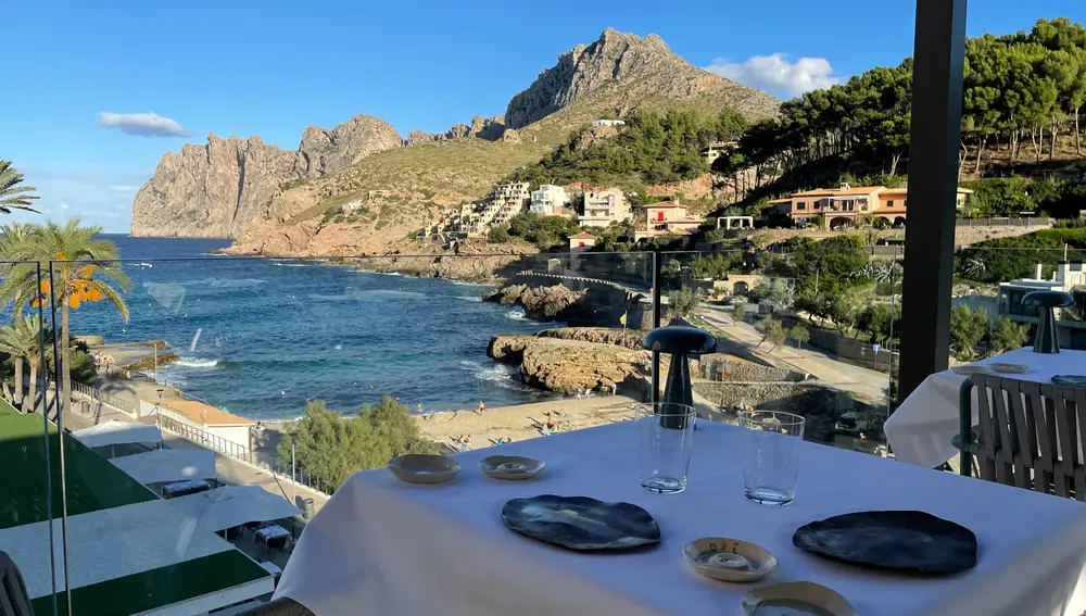 Restaurant El Vicenç ofrece unas vistas extraordinarias, es una experiencia gastronómica sublime