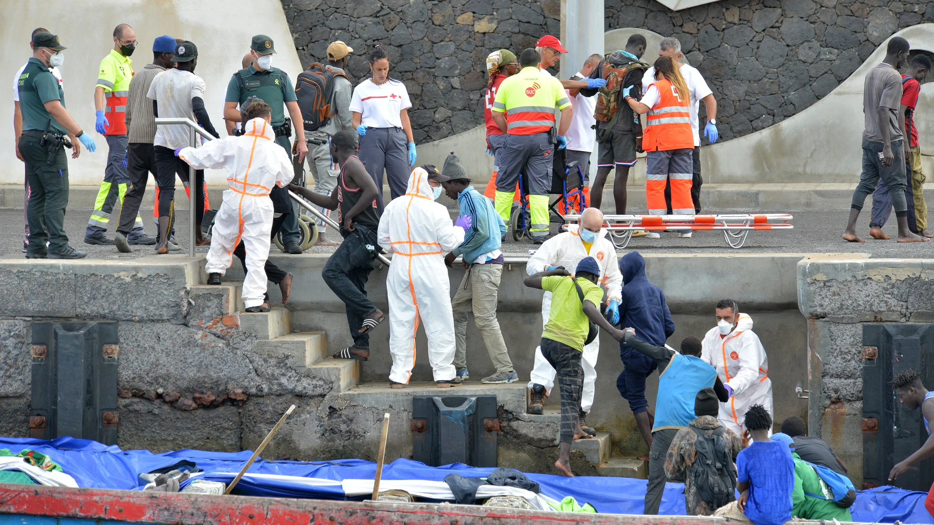 Varios de los migrantes llegados a Canarias